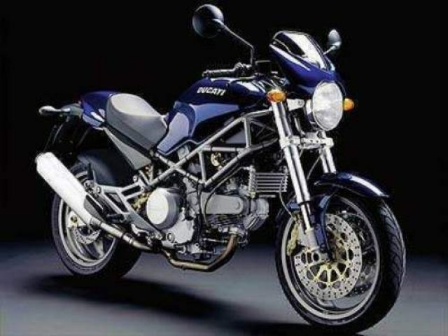 Ducati M800 03  1